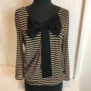 shirt with bow from Papaya